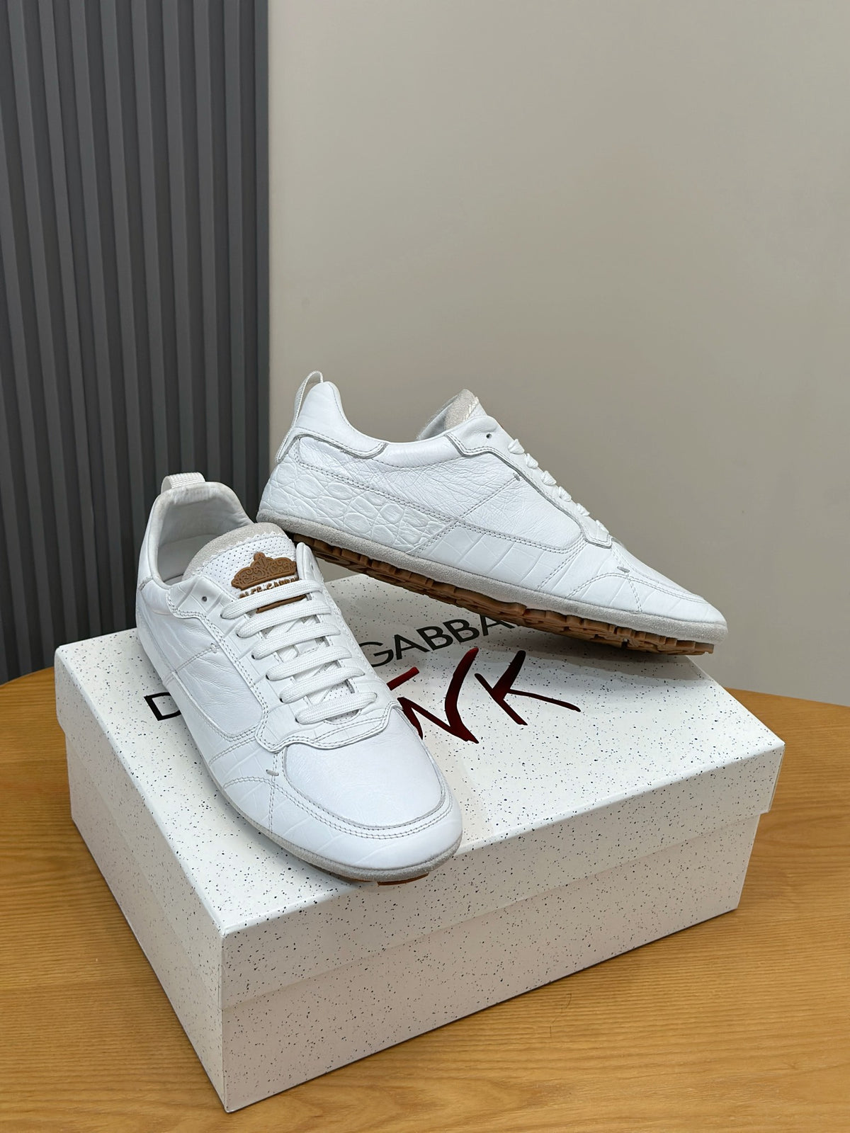 Dolce & Gabbana DG Men's Casual Sneakers with Stitched Logo