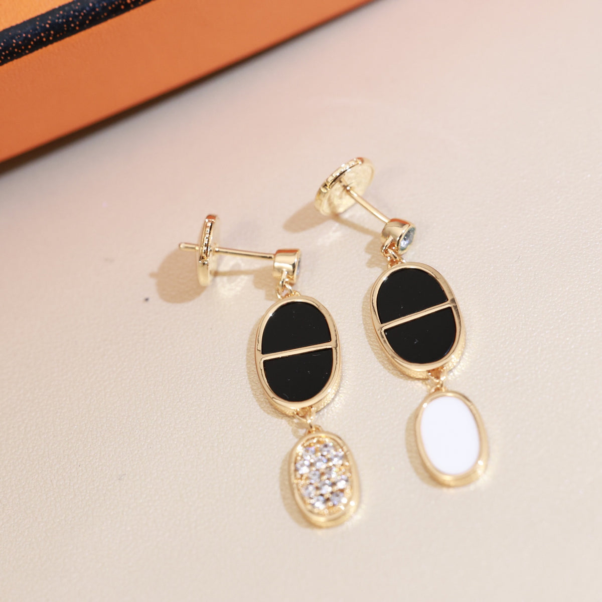 black and white 925 sterling silver stylish Stud Earrings for women - alternate angle view 7