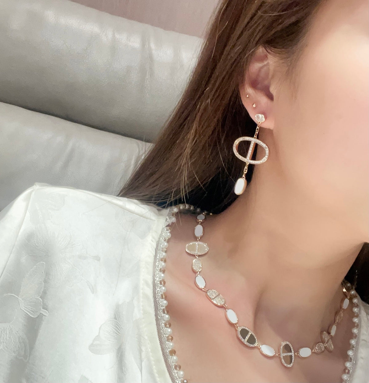 gold heart Necklace for women - alternate angle view 4