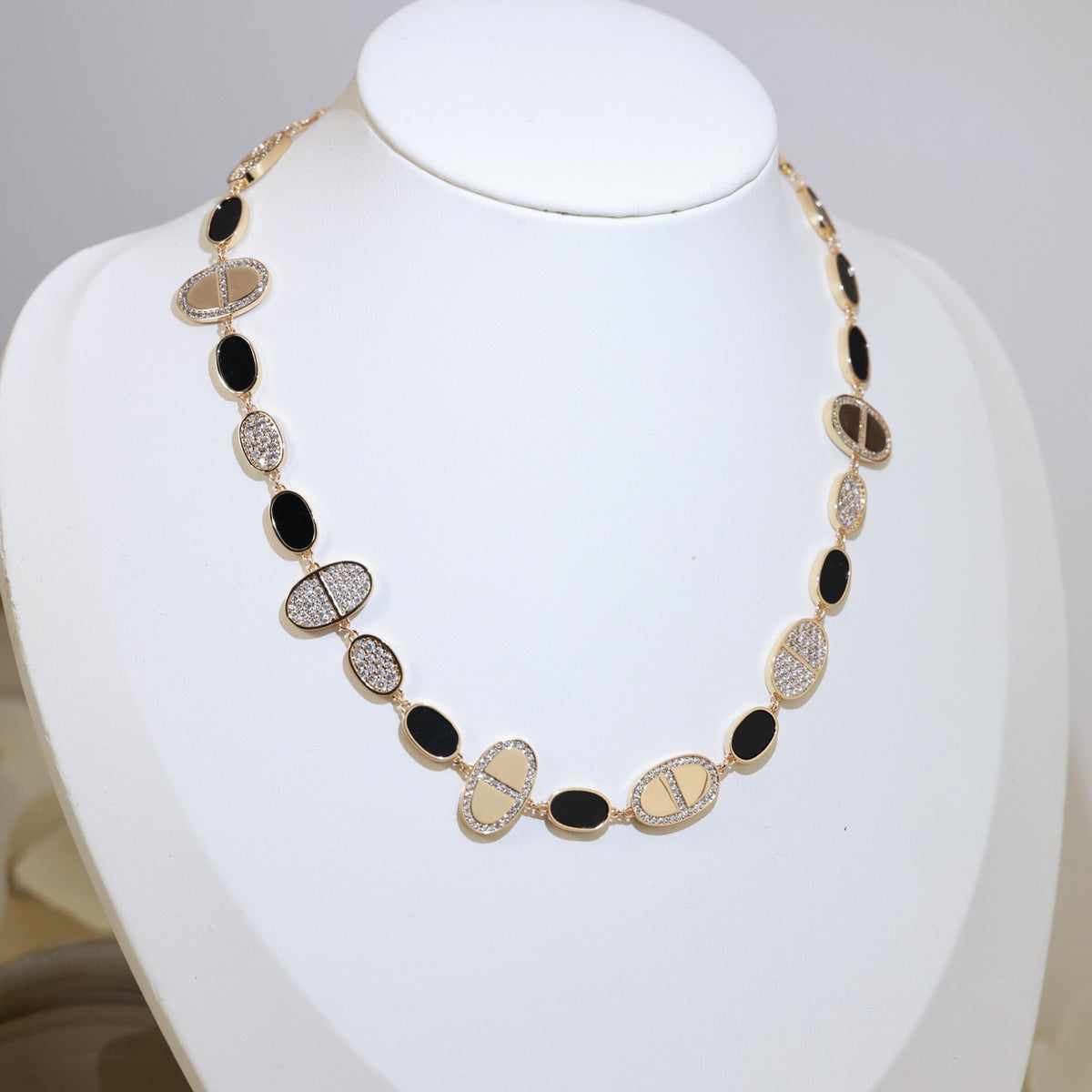 gold heart Necklace for women - alternate angle view 7
