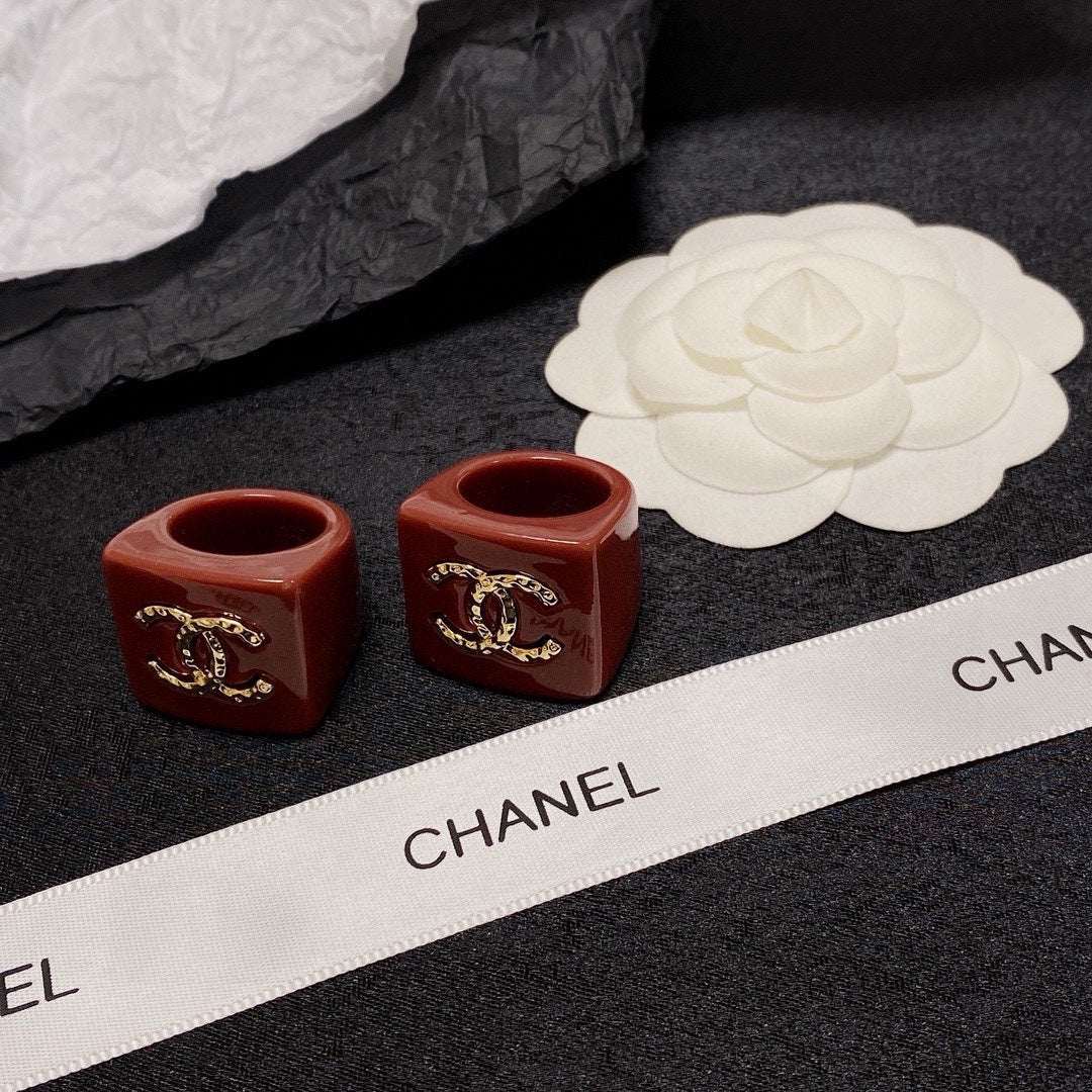 white acrylic letter Ring for women - alternate angle view 3