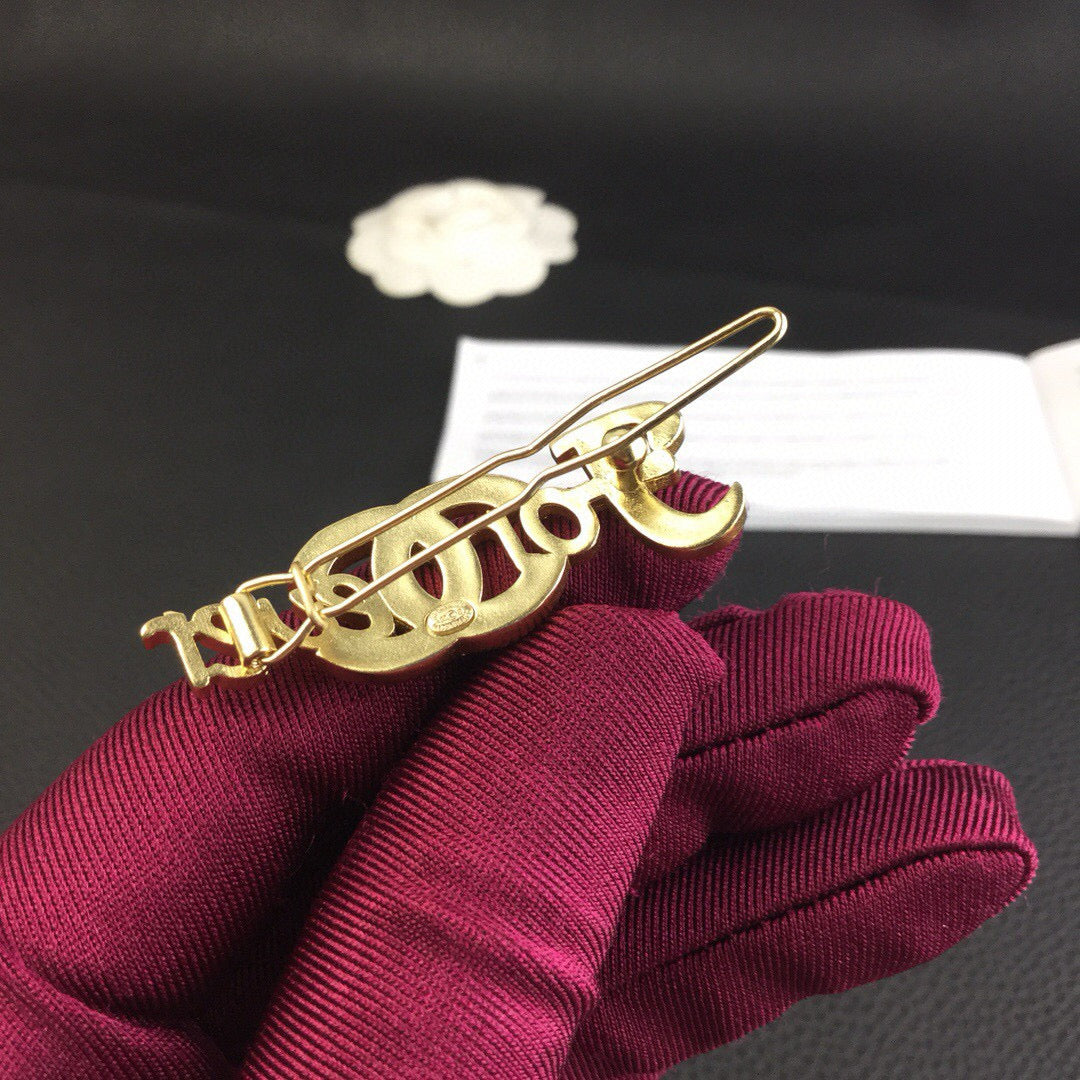 gold letter Hair Clip for women - alternate angle view 8