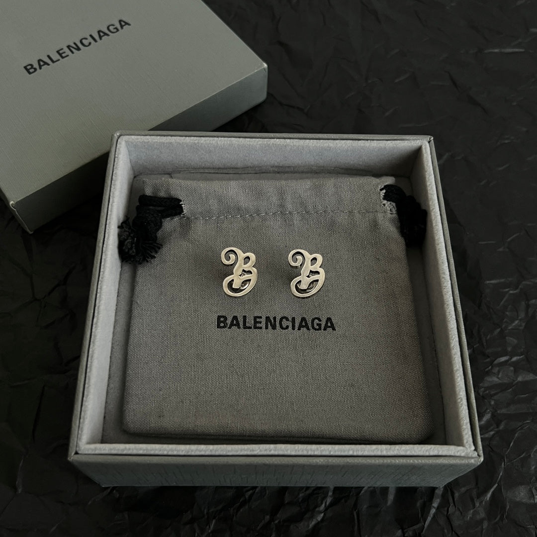 gold luxury Drop Earrings for women - alternate angle view 2