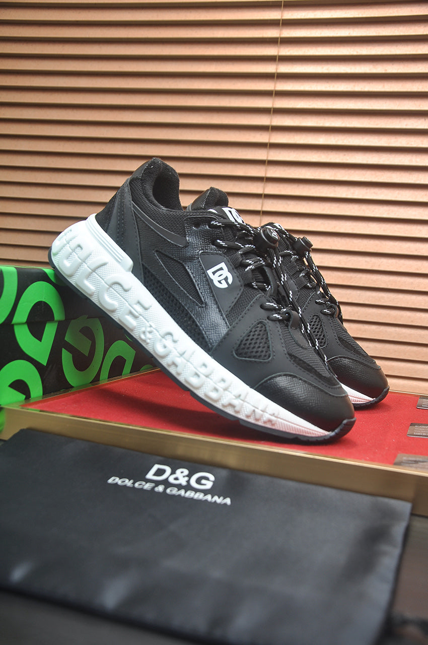 Dolce & Gabbana DG Low-Top Sneakers in Calfskin