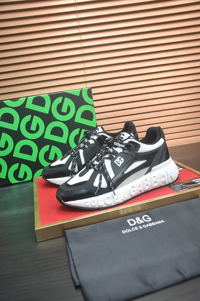 Dolce & Gabbana DG Low-Top Sneakers in Calfskin