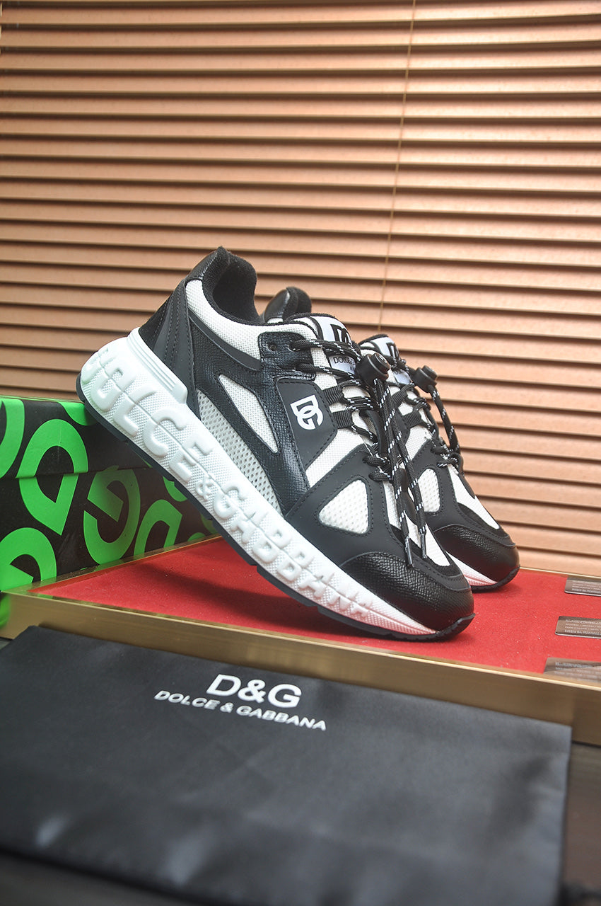 Dolce & Gabbana DG Low-Top Sneakers in Calfskin