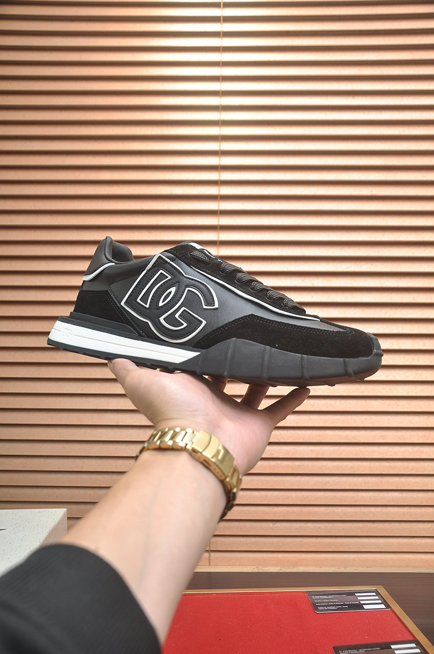 Dolce & Gabbana DG Low-Top Sneakers in Calfskin