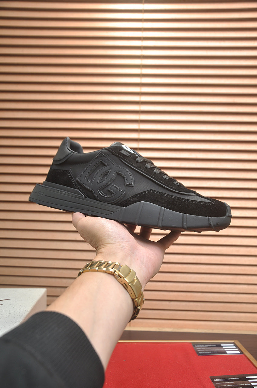 Dolce & Gabbana DG Low-Top Sneakers in Calfskin