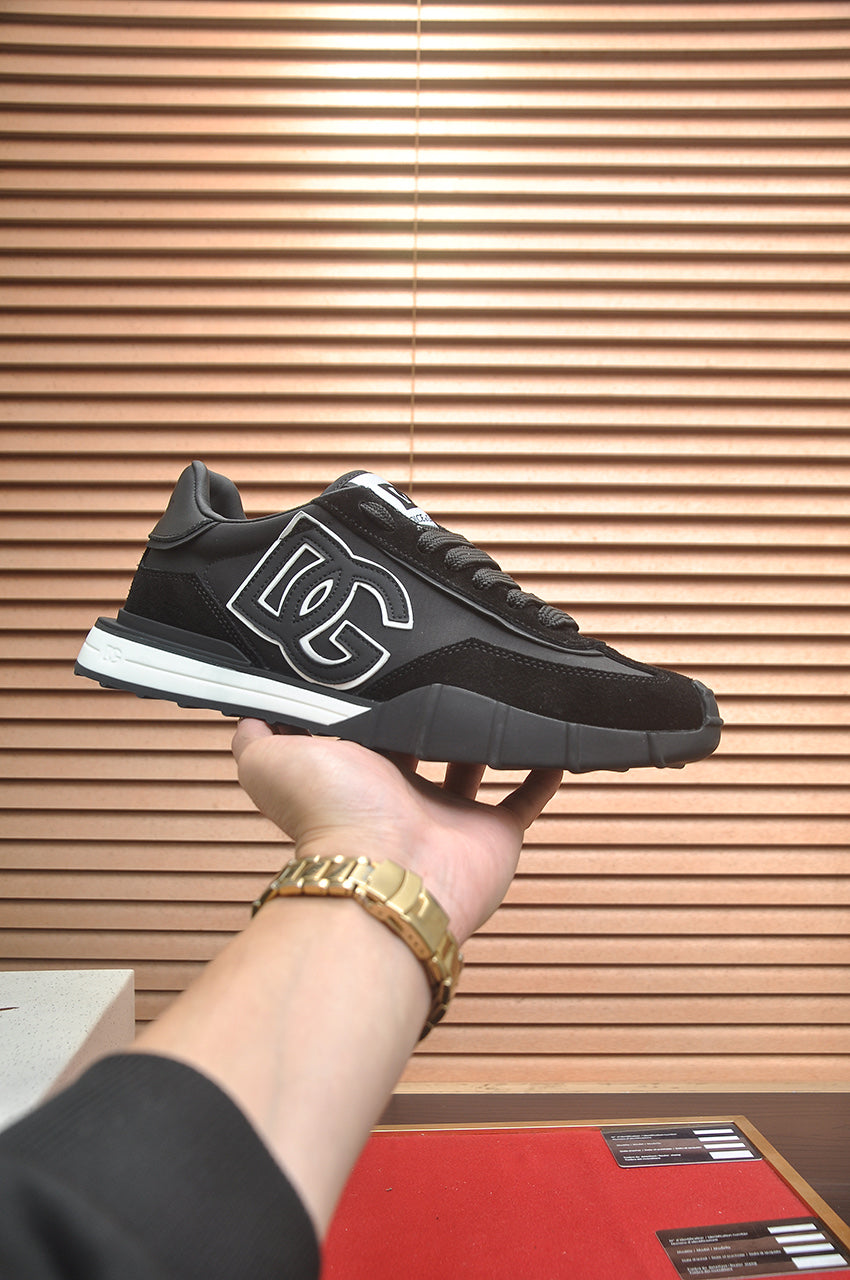 Dolce & Gabbana DG Low-Top Sneakers in Calfskin
