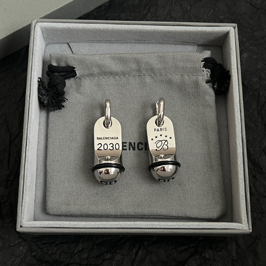 gold luxury Drop Earrings for women - alternate angle view 3