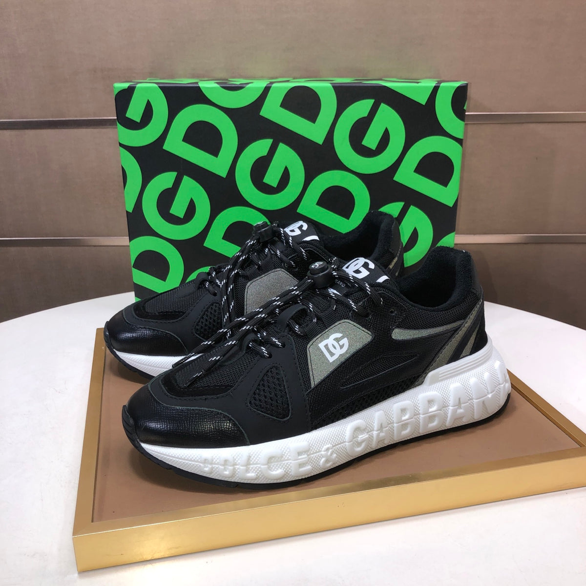 Dolce & Gabbana DG Low-Top Sneakers in Calfskin
