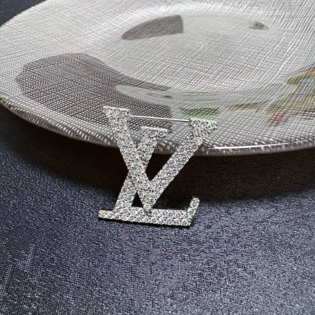 white crystal Suit for men and women - alternate angle view 7