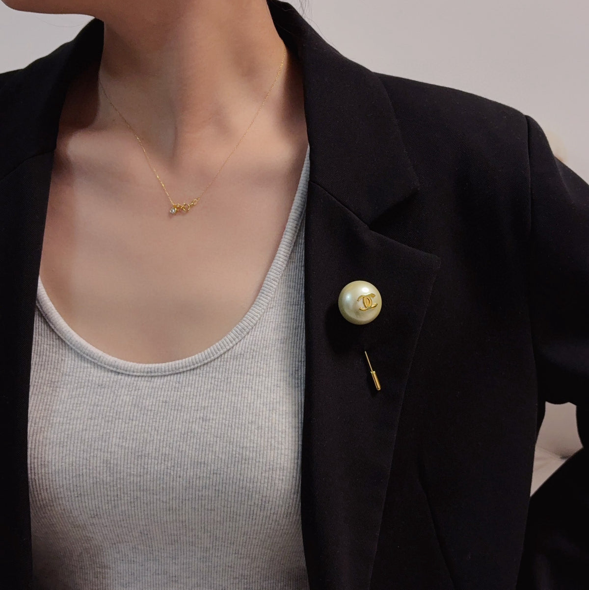 minimalist Suit for men and women - alternate angle view 2