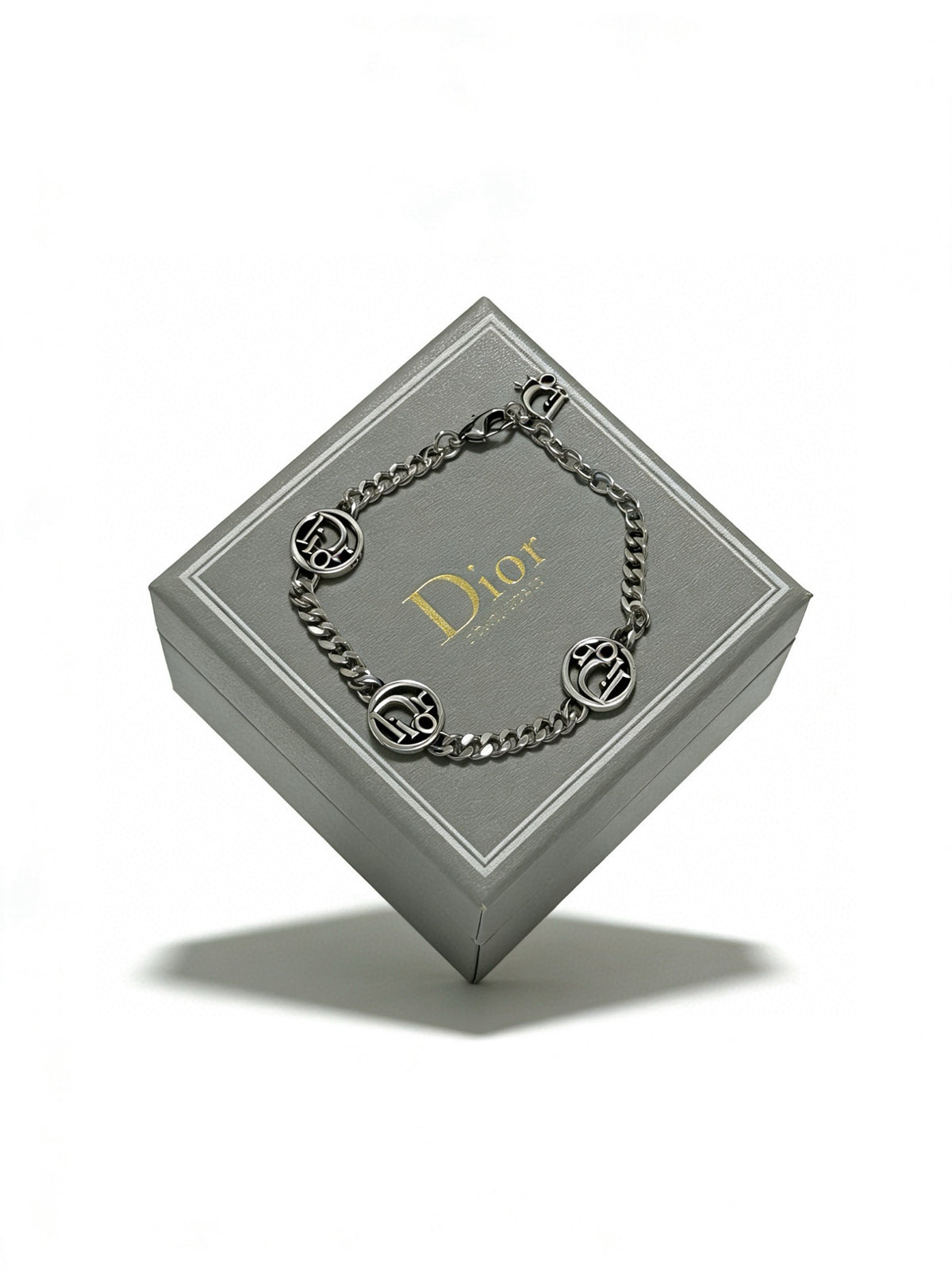 antique chain Bracelet for men - product detail view