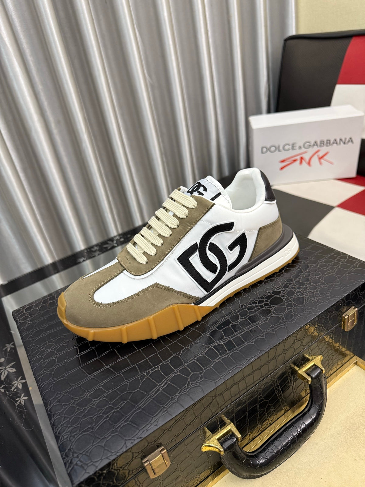 Dolce & Gabbana DG Silk Calfskin & Nubuck Casual Sneakers