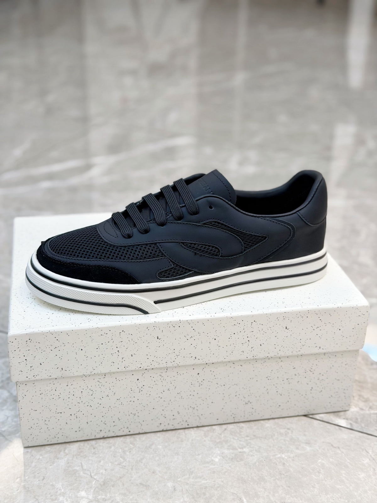Dolce & Gabbana DG Men's Silk-Calfskin Spring Casual Sneakers