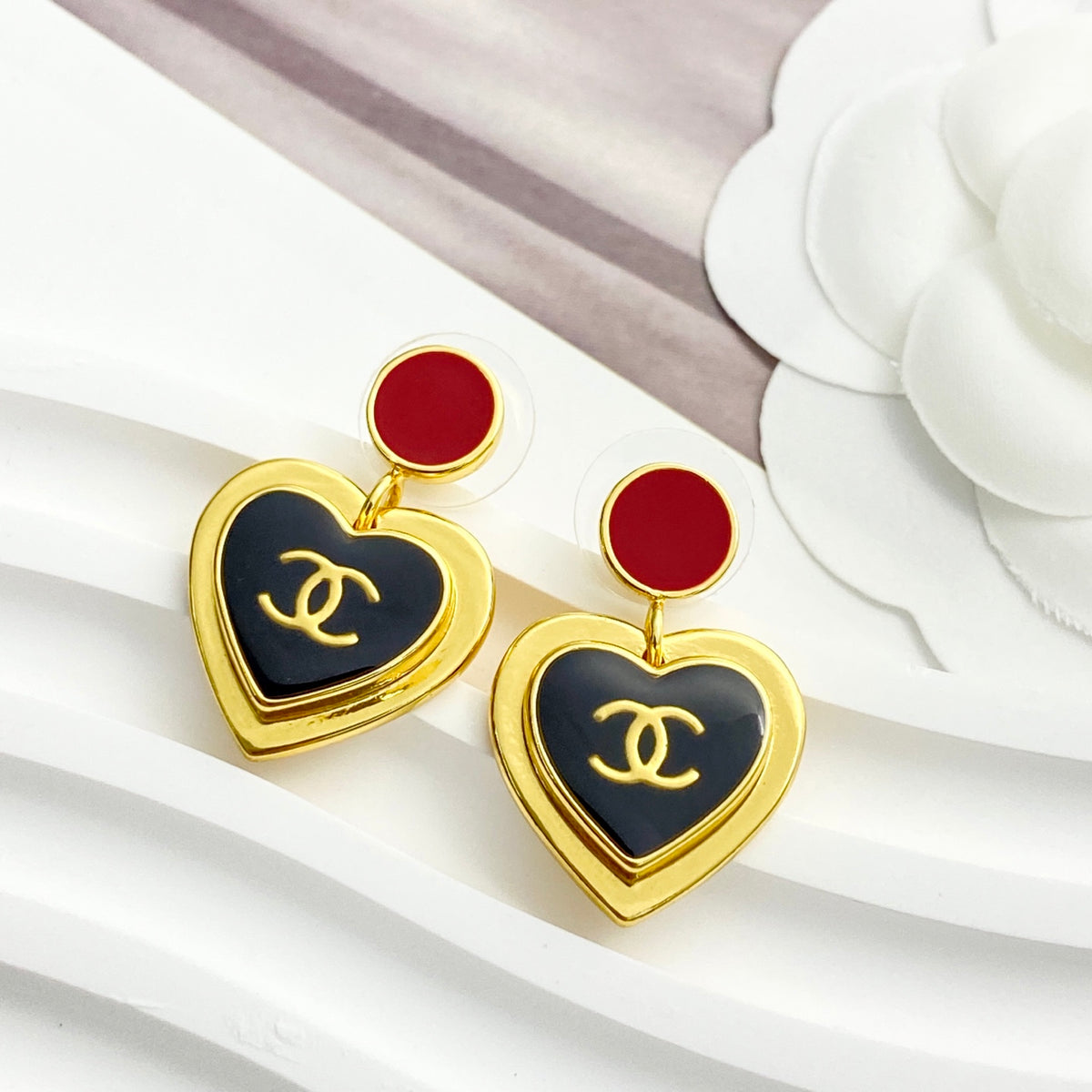 black and gold enamel heart Drop Earrings for women - product detail view