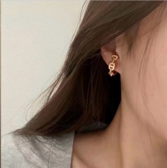 gold 925 sterling silver stylish Stud Earrings for women - alternate angle view 4