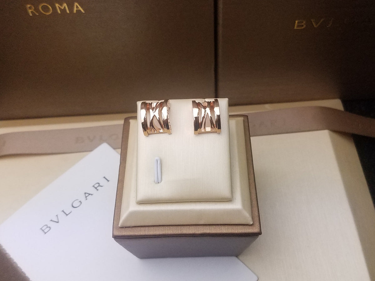 rose gold heart Stud Earrings for women - alternate angle view 8