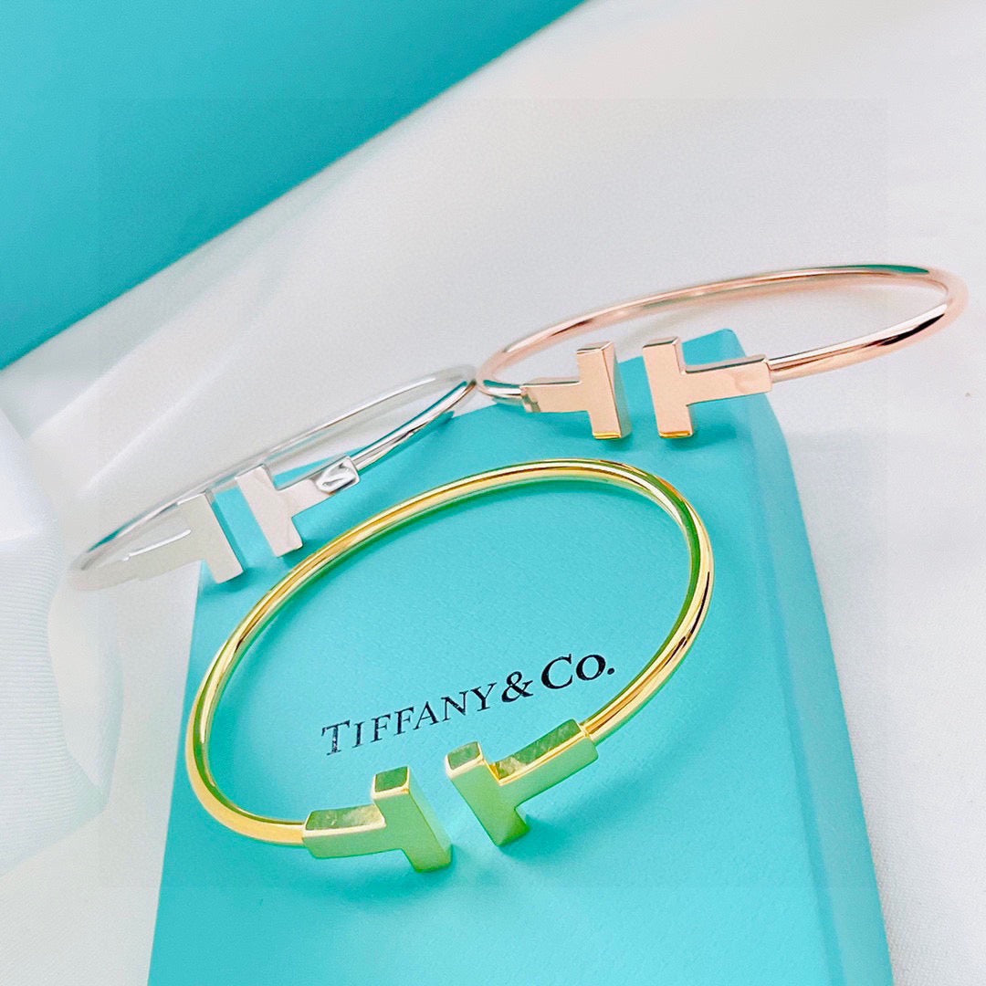 tricolor Bangle for women - alternate angle view 7