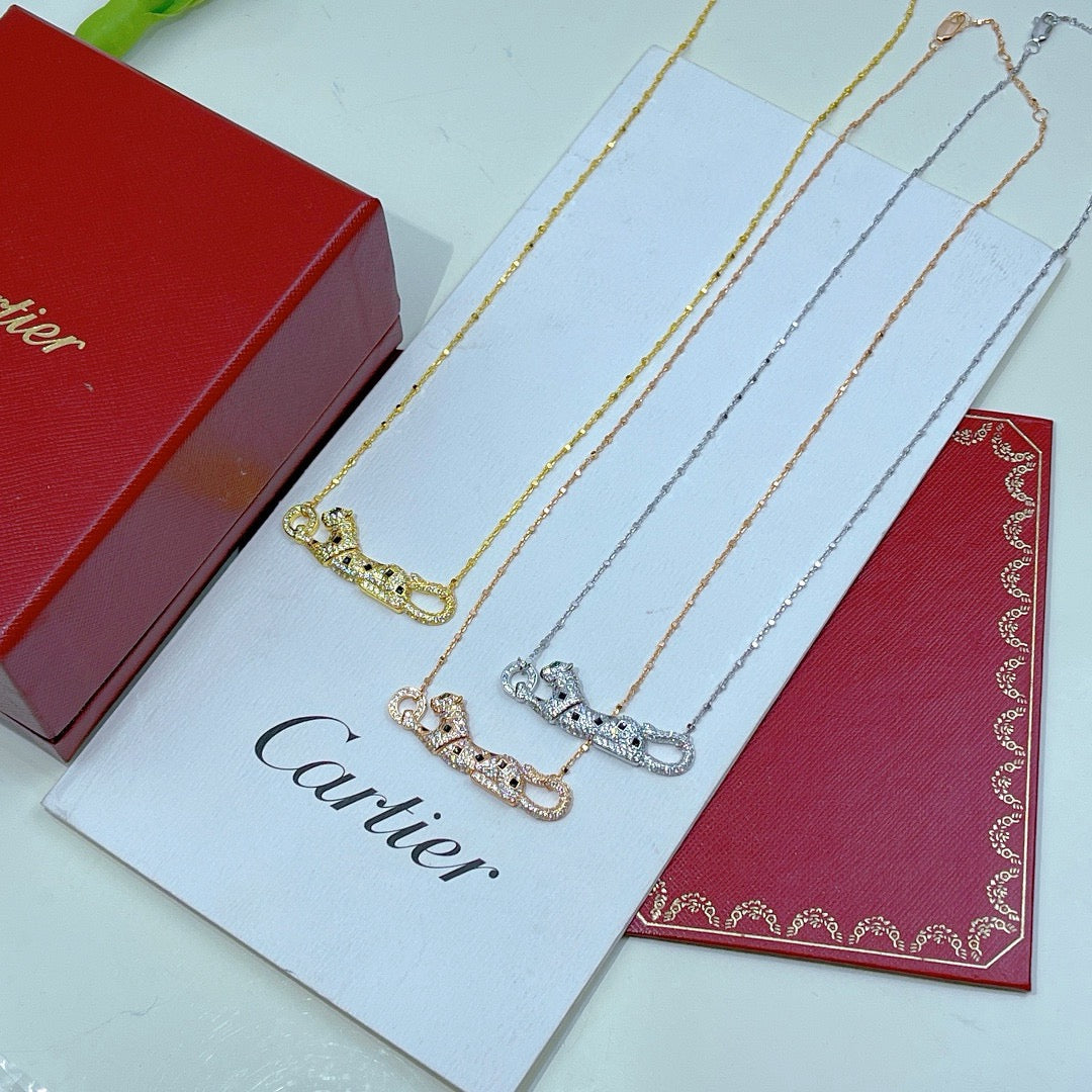 green crystal luxury Necklace for women - alternate angle view 3