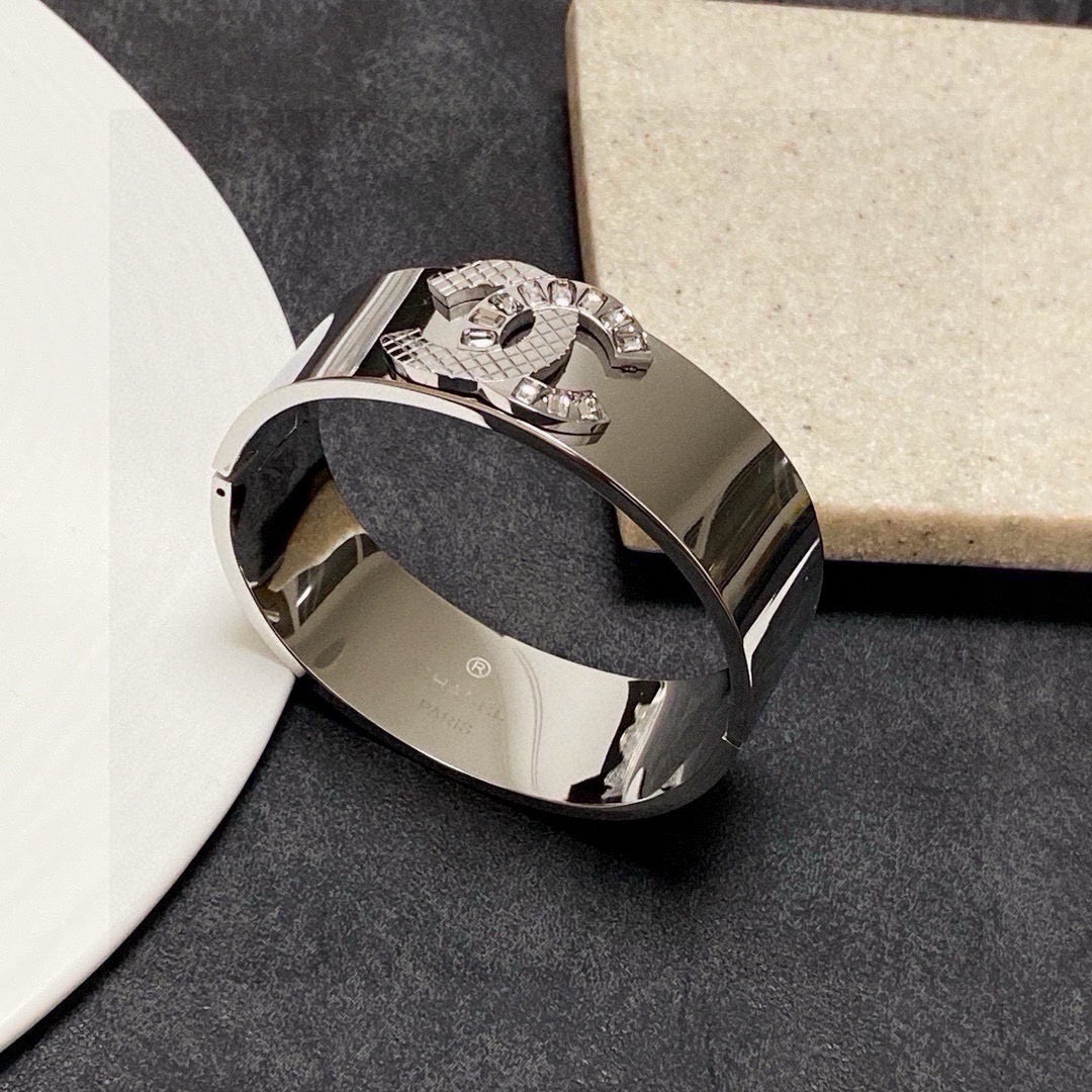 crystal crystal inlaid Bangle for women - alternate angle view 4
