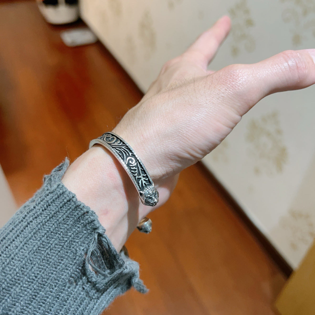 antique double g Bangle for women - alternate angle view 6