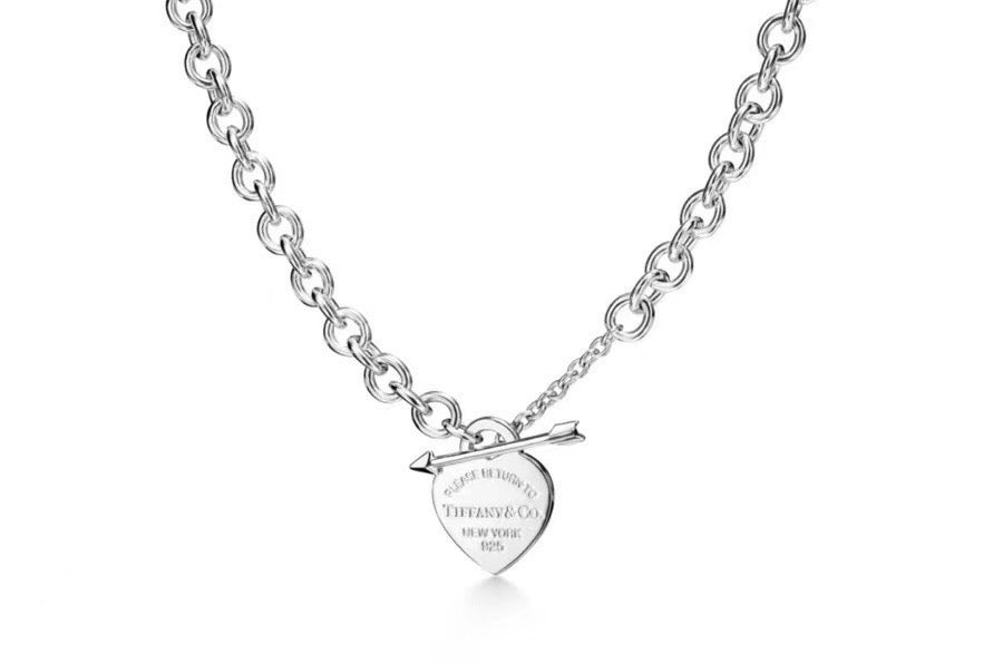silver sterling silver heart Necklace for women - product detail view