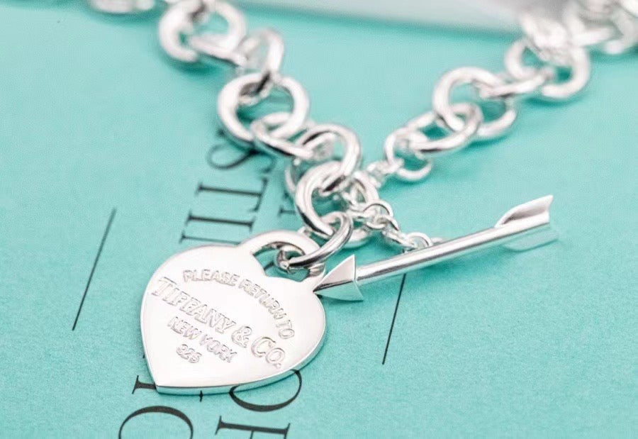 silver sterling silver heart Necklace for women - alternate angle view 3