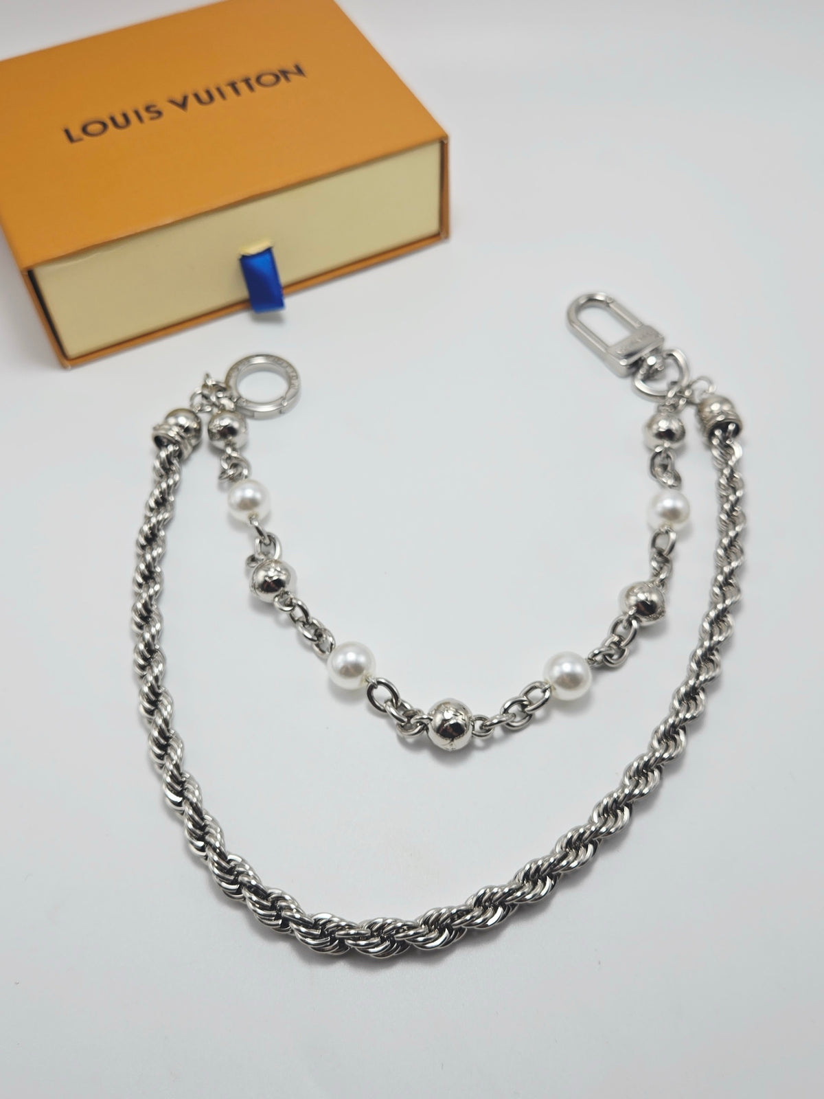 gold metal Belt for men and women - alternate angle view 3
