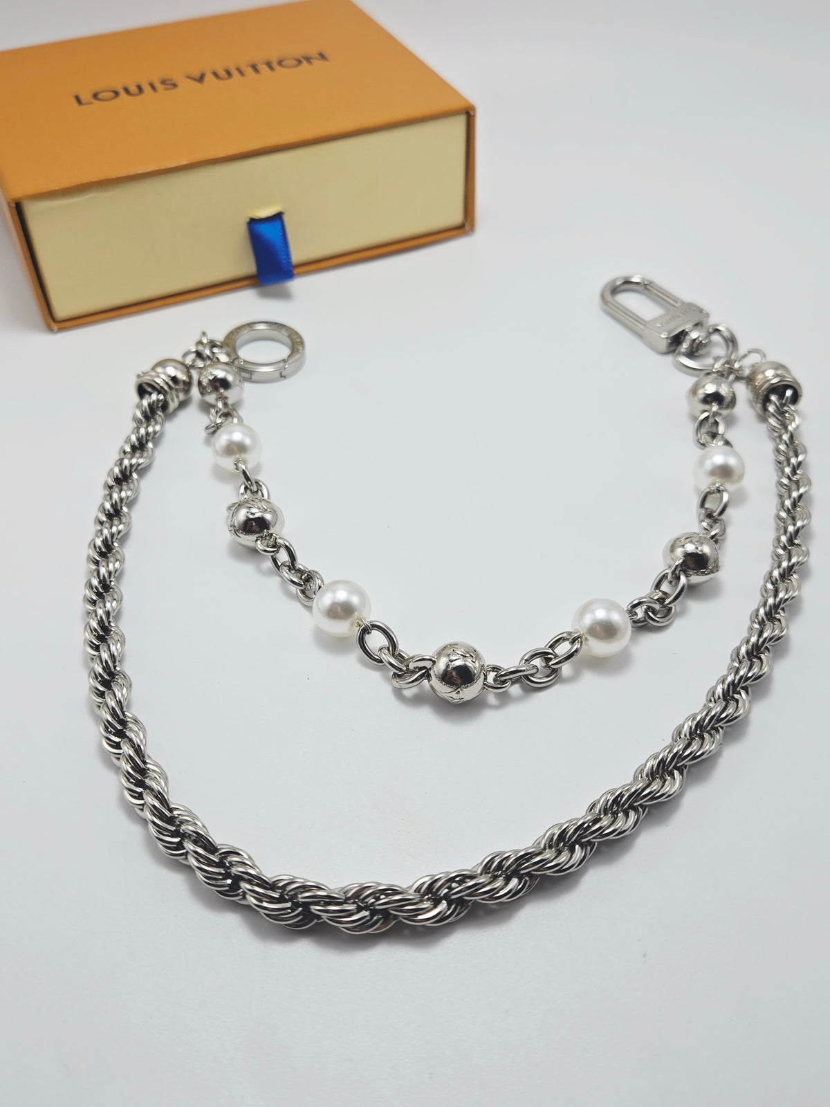 gold metal Belt for men and women - alternate angle view 4