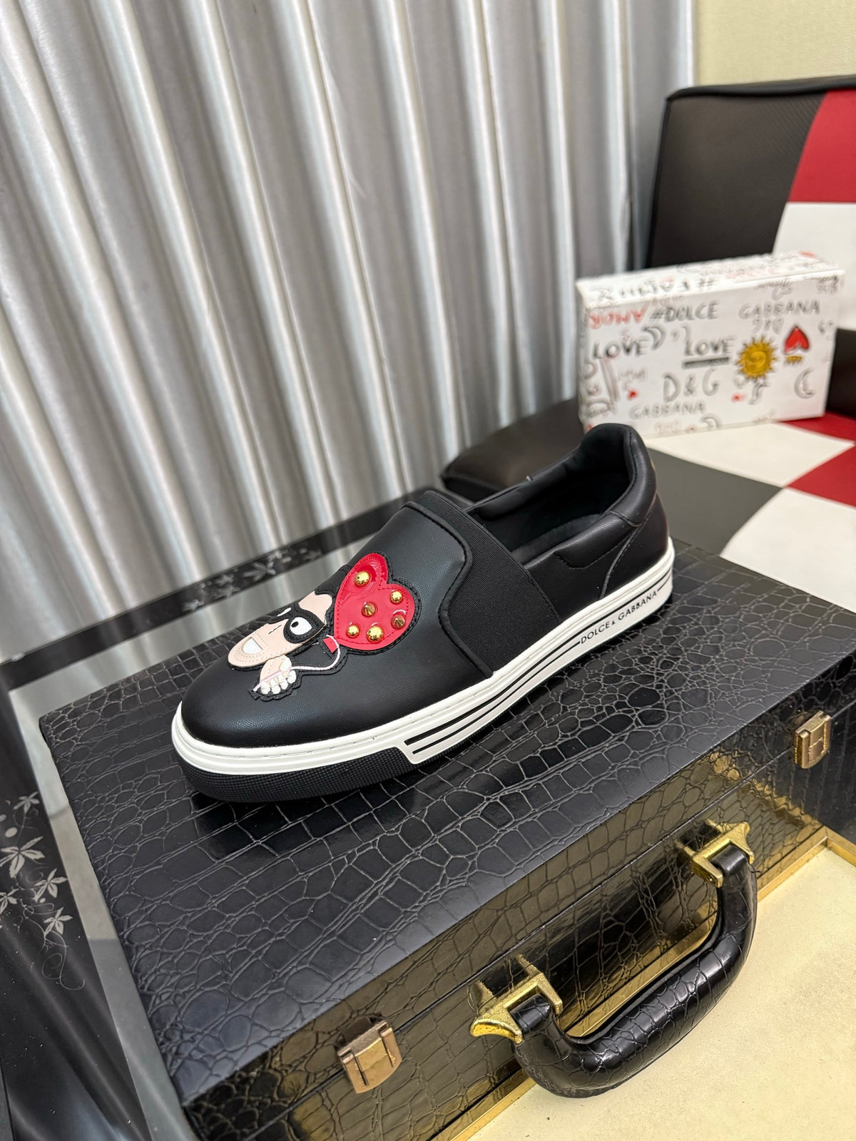 Dolce & Gabbana DG Classic Calfskin Casual Shoes