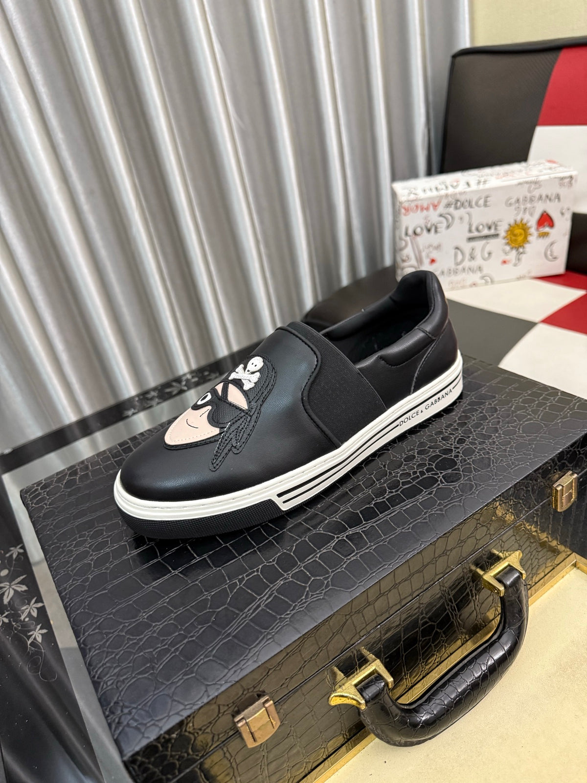 Dolce & Gabbana DG Classic Calfskin Casual Shoes