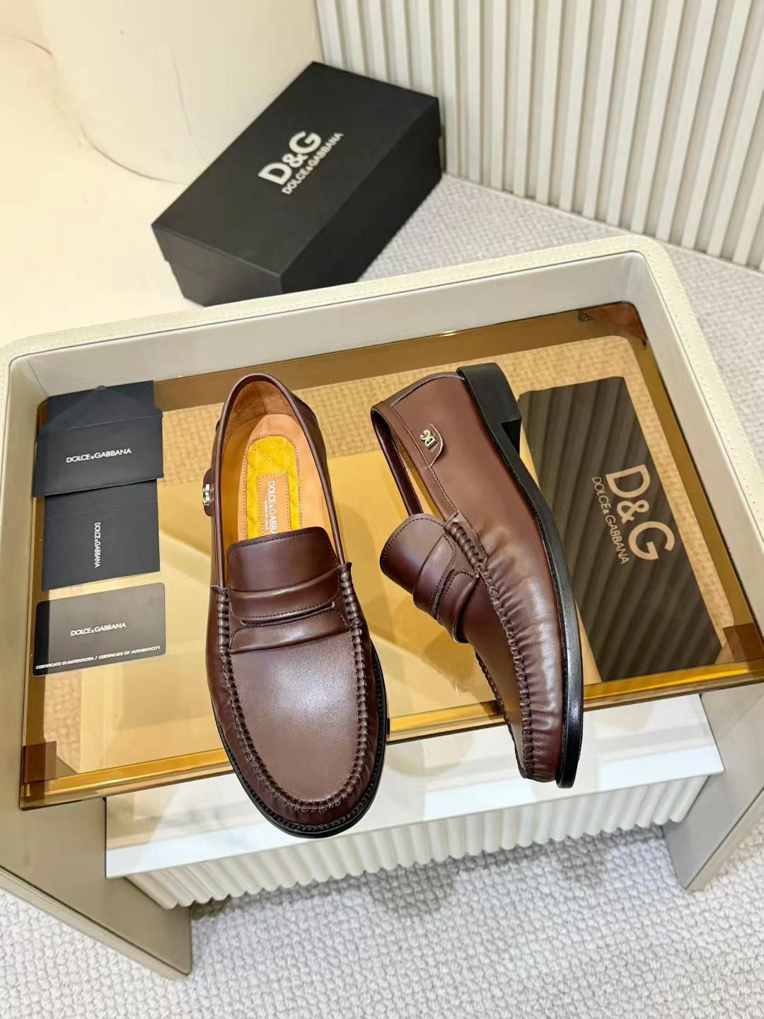 Dolce & Gabbana DG Men's Calfskin Dress Shoes with Leather Sole