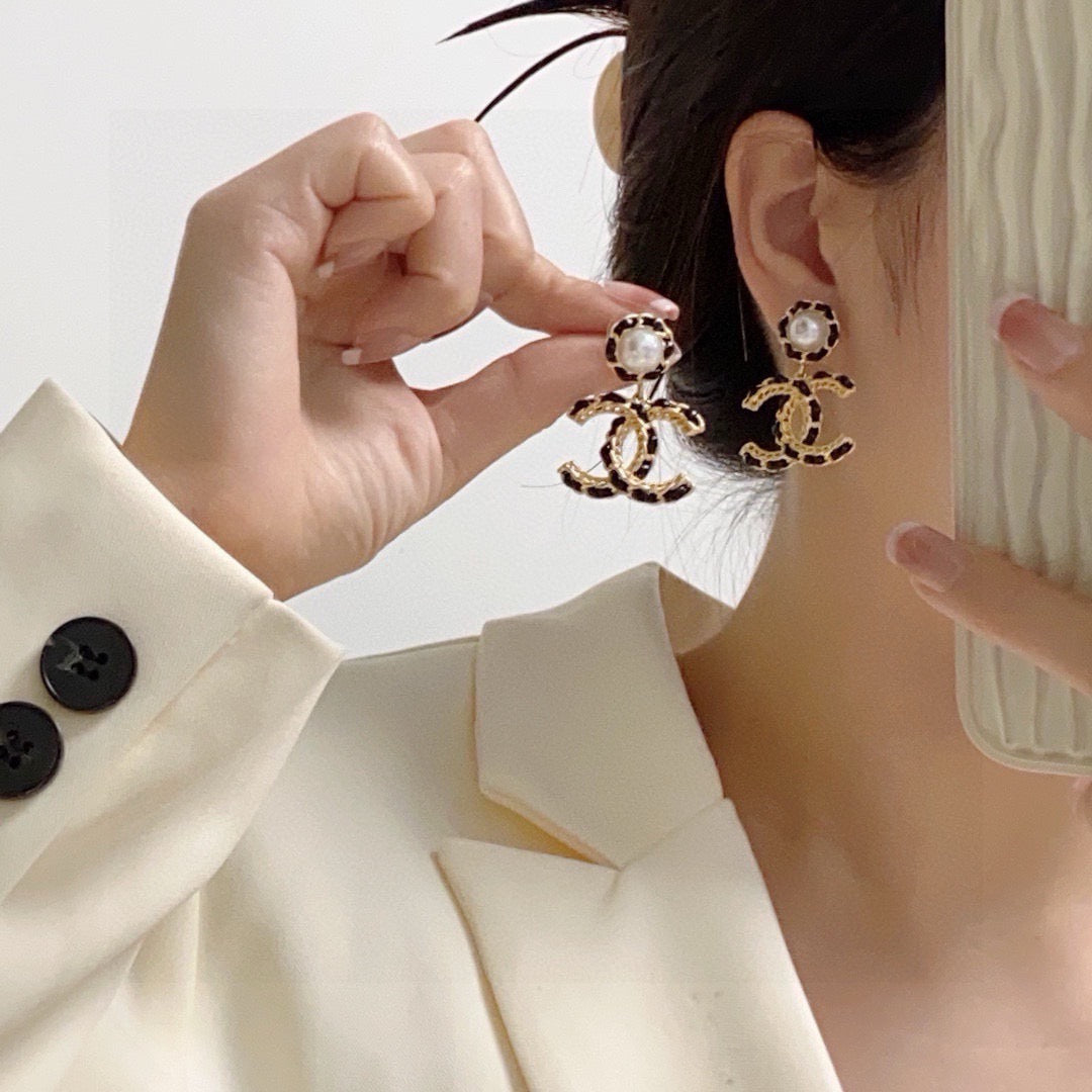 black sterling silver Drop Earrings for women - product detail view
