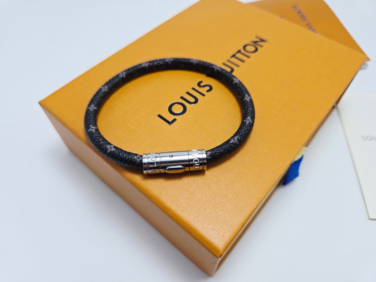silver genuine leather floral Bracelet for women - alternate angle view 6