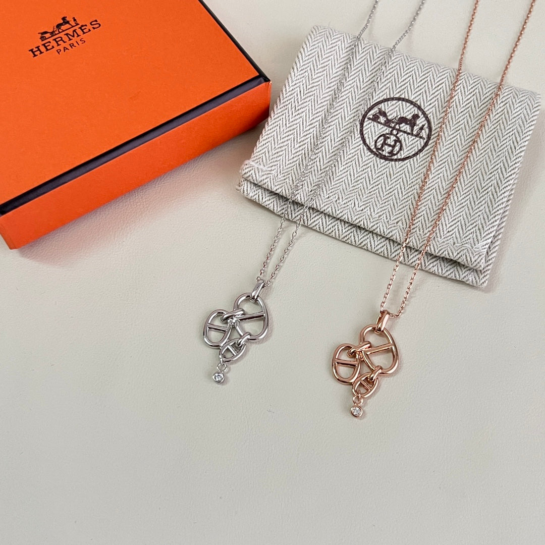 Necklace for women - alternate angle view 3