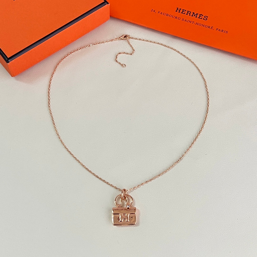 delicate Necklace for women - alternate angle view 5