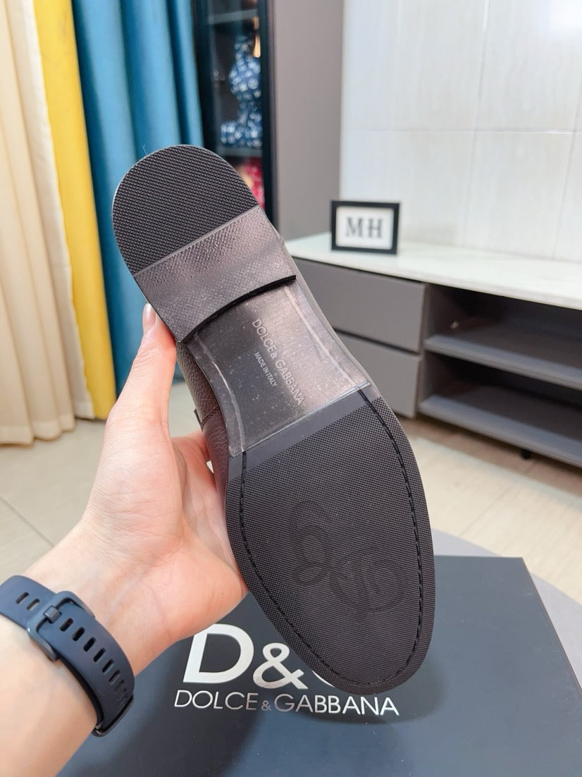 Dolce & Gabbana DG Men's Dress Shoes in Premium Calfskin