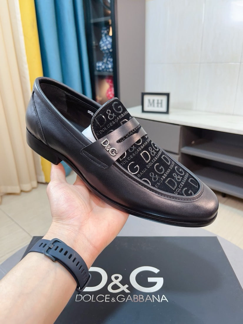 Dolce & Gabbana DG Men's Dress Shoes in Premium Calfskin
