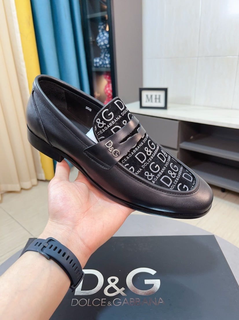 Dolce & Gabbana DG Men's Dress Shoes in Premium Calfskin