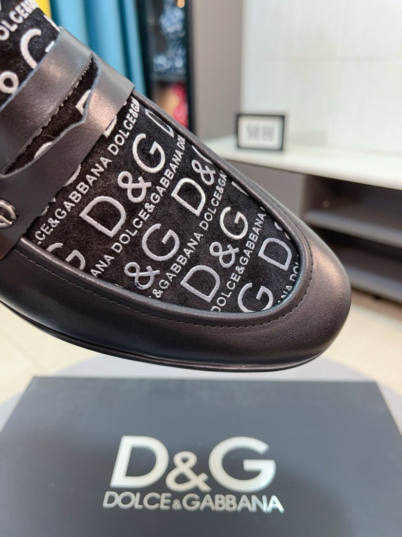Dolce & Gabbana DG Men's Dress Shoes in Premium Calfskin