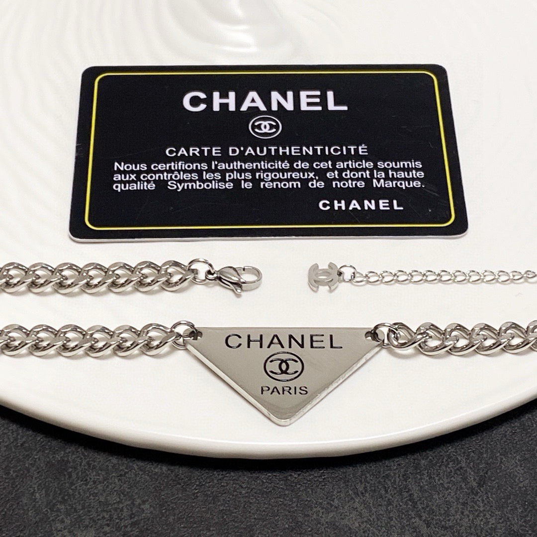 red letter Pendant for women - alternate angle view 7