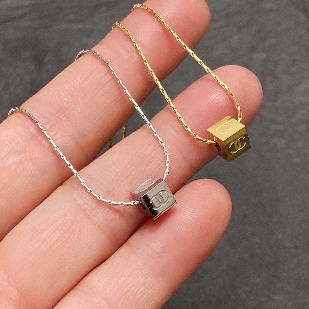 gold letter Pendant for women - alternate angle view 9