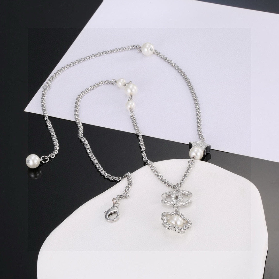 pearl floral Necklace for women - alternate angle view 7