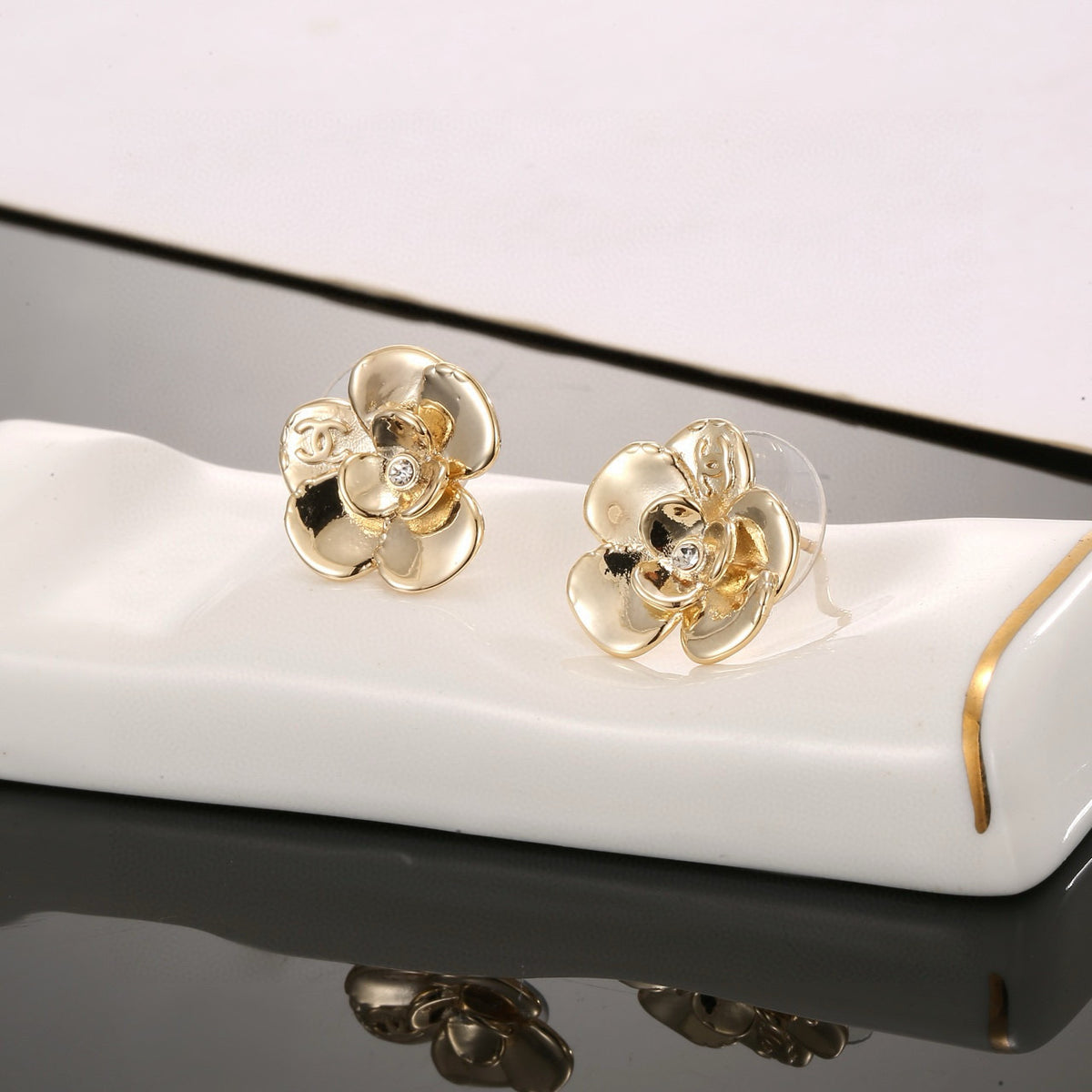 gold resin floral Stud Earrings for women - alternate angle view 7