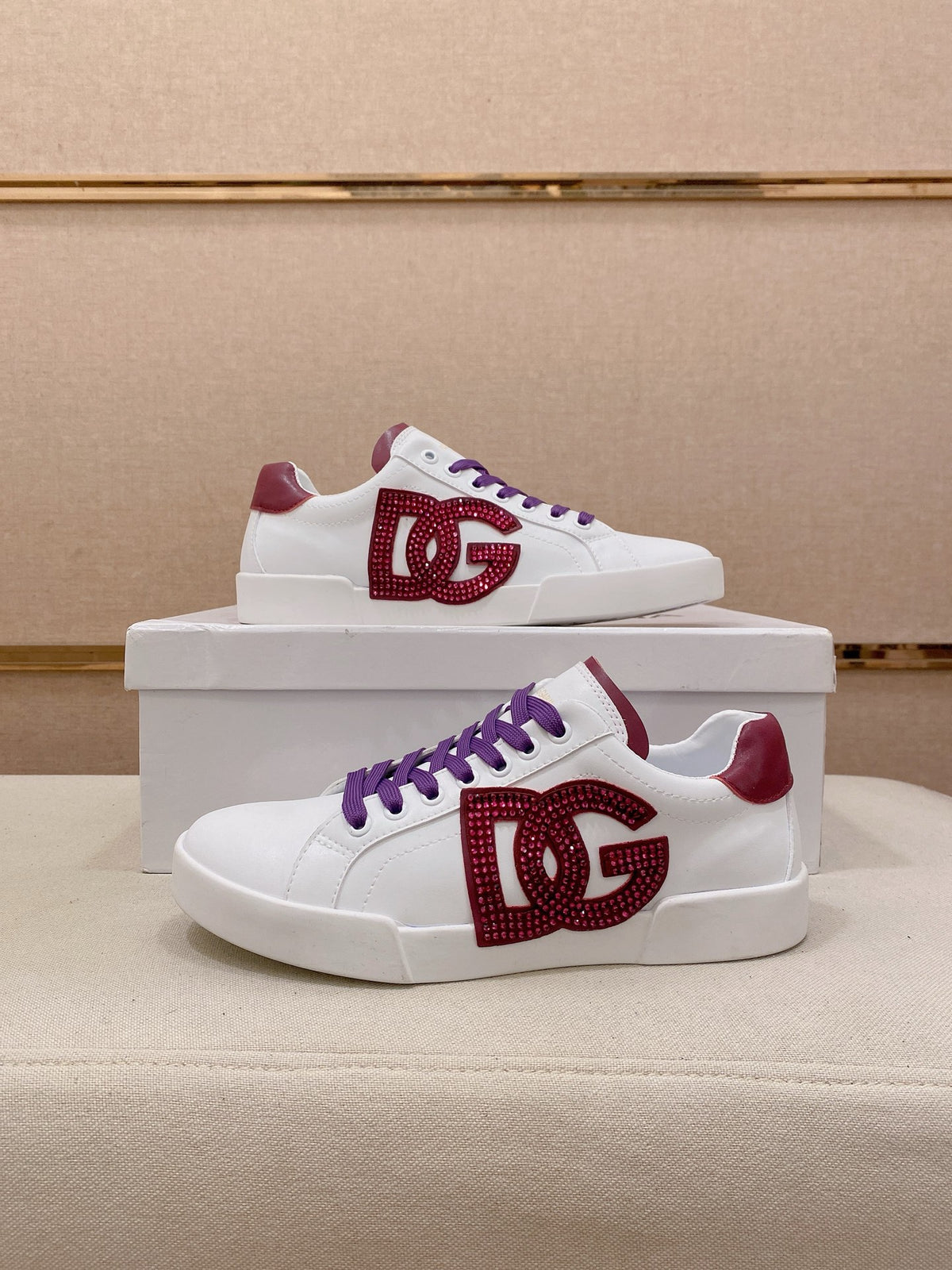 Dolce & Gabbana DG Couple's Athletic Casual Sneakers