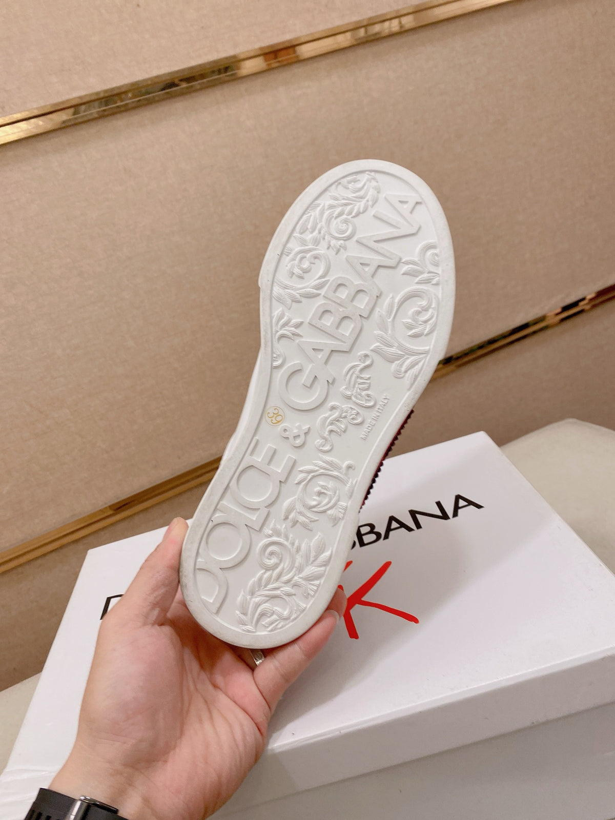 Dolce & Gabbana DG Couple's Athletic Casual Sneakers