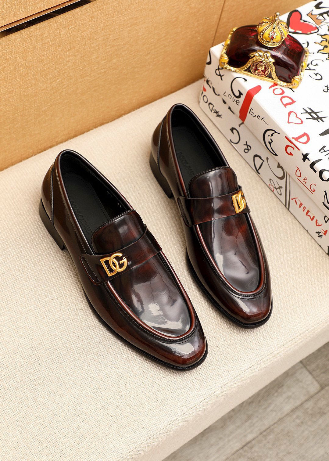 Dolce & Gabbana DG Men's Dress Shoes in Italian Patent Calfskin
