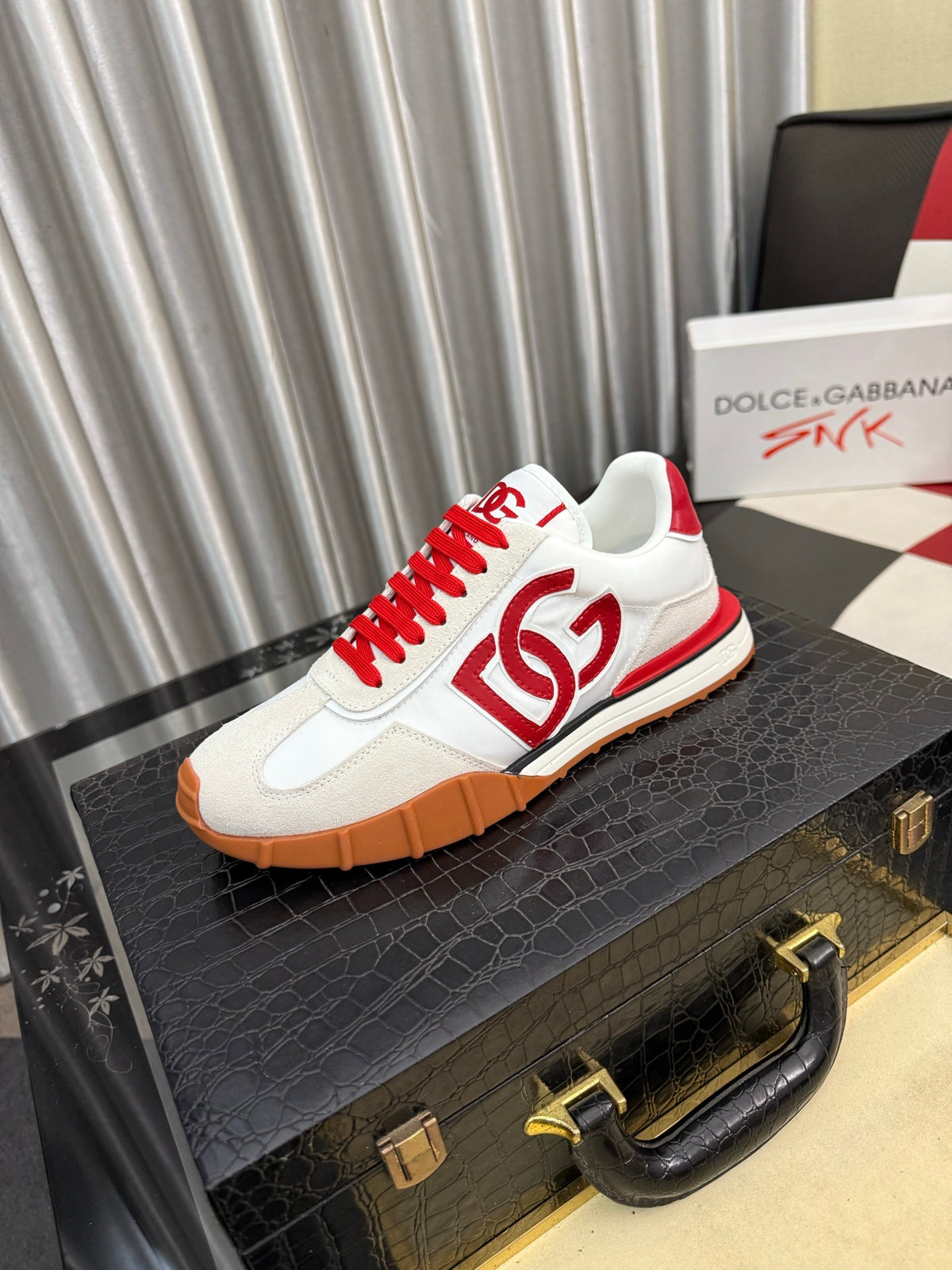Dolce & Gabbana DG Silk Calfskin & Nubuck Casual Sneakers